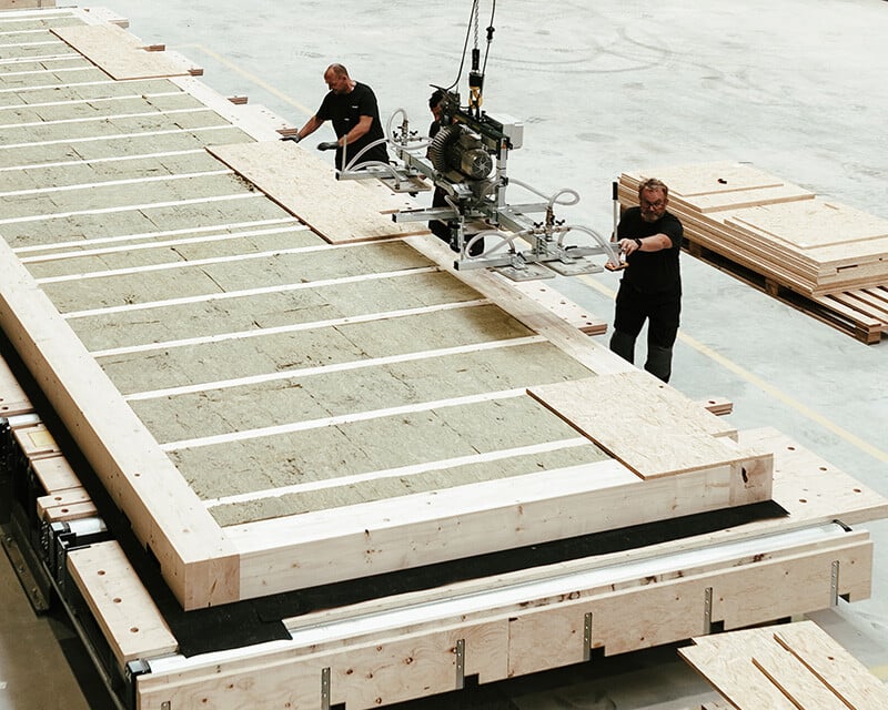 holzmechaniker-in-bei-timpla